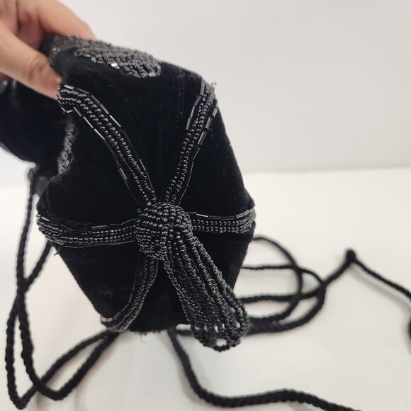 Vintage Black Beaded Pouch Handbag with Tassel - Picture 7 of 11